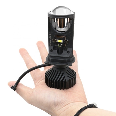 Il proiettore fendinebbia del faro dell'automobile del faro del motociclo LED dei fari H4 YD6 6000K dell'automobile ha modificato la lampadina 12V del LED