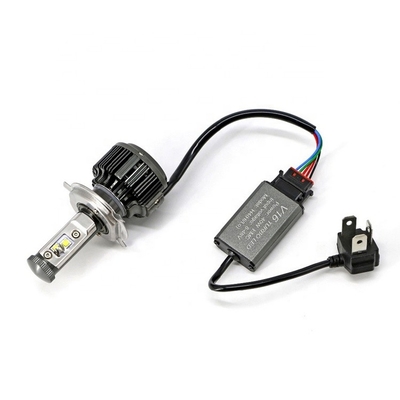 I fari antinebbia H4 H7 9005 9006 hanno condotto le lampadine per luminoso eccellente delle automobili V16